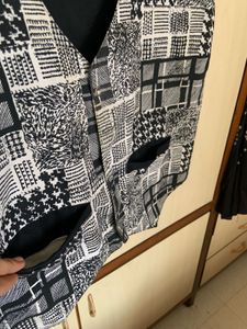 Unisex Black &amp; White Vest