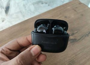Fastrack earbuds 🌟
