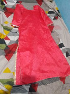 Red &amp; Gold Embroidered Salwar Kameez
