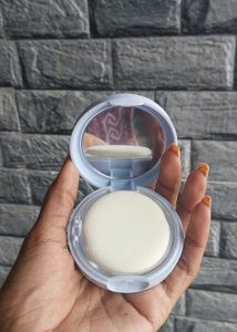 Korean Etude Sebum Soak Pact Compact Powder