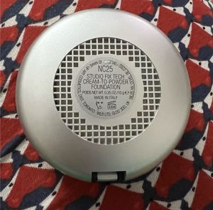 Mac Studio Fix Tech Powder Foundation
