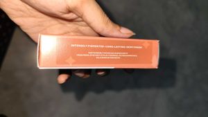 Shimmery Blush And Highlighter