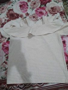 Cute Gingham Top