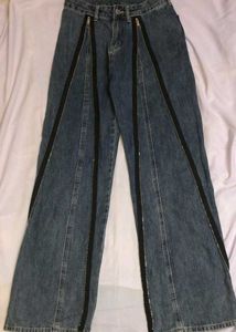 Y2K Baggy Jean.