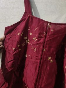 Side Knot Maroon Kurti
