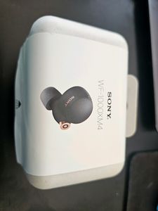 SONY XM4 Earbuds