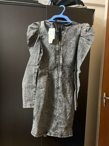 Acid Wash Puff Sleeve Dress