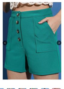 Green Buttoned High-Waisted Shorts