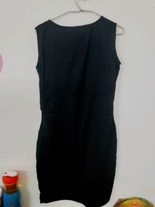 Sleeveless Black Mini Dress