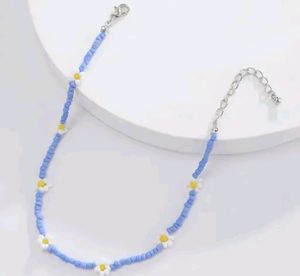 Daisy Beaded Necklace
