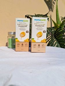 Mamaearth Hydra-Glow Full Coverage Foundation Comb