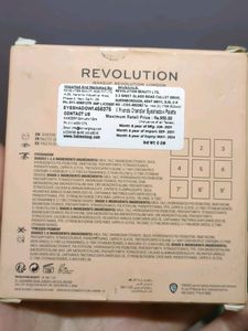 Makeup Revolution × FRIENDS Eyeshadow Palette!