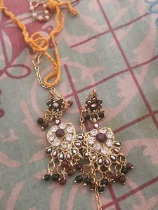 Earings
