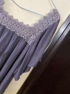 Stretchy Lace Detail Top Size M/L