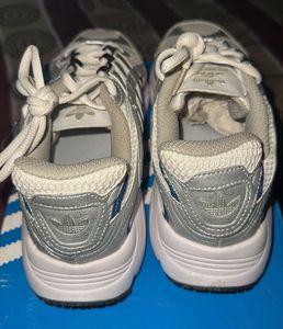 adidas ozimillen shoe
