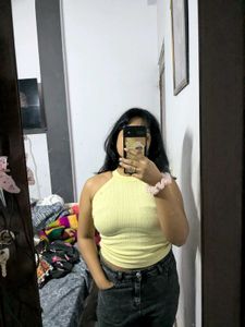 💛 Yellow Halter Top 💛