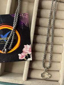 anti-tarnished necklace