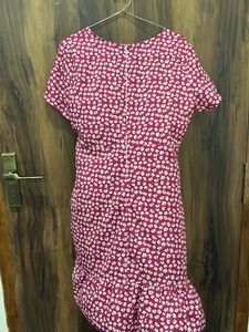 Pretty Meron Floral Dress With Strings