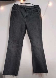 Low rise y2k bootcut jeans.