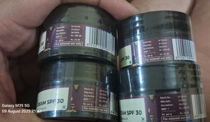 Pilgrim Red Vine Face Cream SPF 30