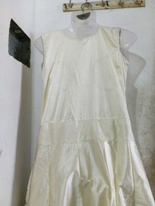 Beautiful Gown 😍 For Women
