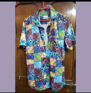 Multicolored Half Sleeves Shirt Totally New In New Condition Size-L Chest-42 Waist-36