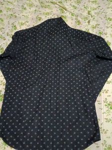 Patterned Men&#39;s Shirt