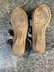 Women sandals