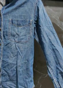 Uniqlo Denim Shirt - Size M