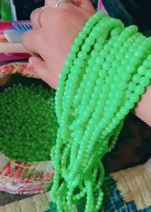 600 Pics Diy And Crafts Green Beads