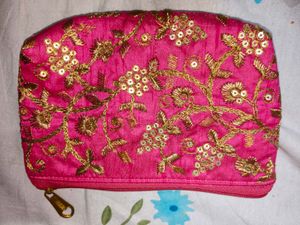 Elegant Embroidered Pouch – Traditional Charm