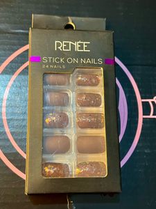 RENEE Stick On Nails (Set of 24) – Chocolate Brown