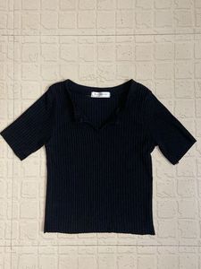 Ribbed Notch Neck Top - M. & O. Company