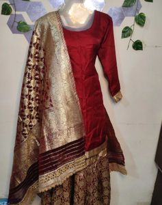 TIMELESS HEAVY BANARASI GHARARA SUIT🥀✨