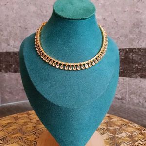 Ad Stone Necklace