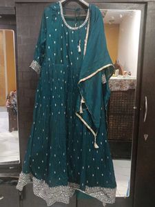 Elegant Green Kurta Set