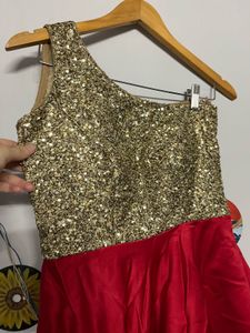 Elegant Red &amp; Gold Gown❤️❤️