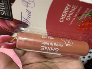 Shills professional Light Brown Lip balm