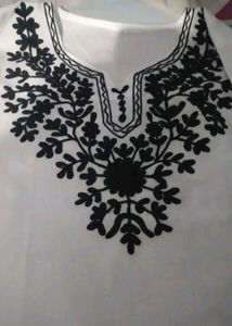 🤍Three-Quarter Sleeves Embroidered Short Kurti🖤