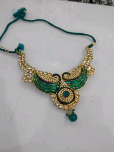 Peacock Neck And Mangtikka Set