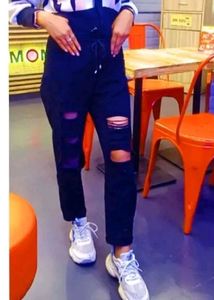 Black fraided boyfriend jeans with elastic waist ✨