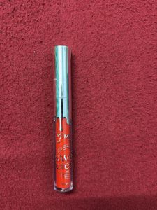 Combo Of Lipstick , Gloss , Tint And Plump
