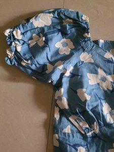 Puffy Sleeves Crop Top