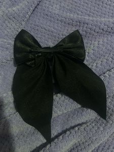 Black Bow Hair Clip