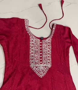 unused Beautiful high quality 3 piece suit ❣️