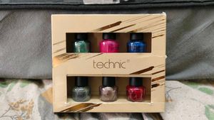Nail Polish - Technic