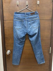 4 Jeans For Just 800!