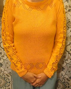 Unused Stylish Yellow Color Sweatshirt/ Top Women