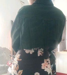 crop denim jacket