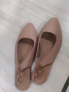 peach flats